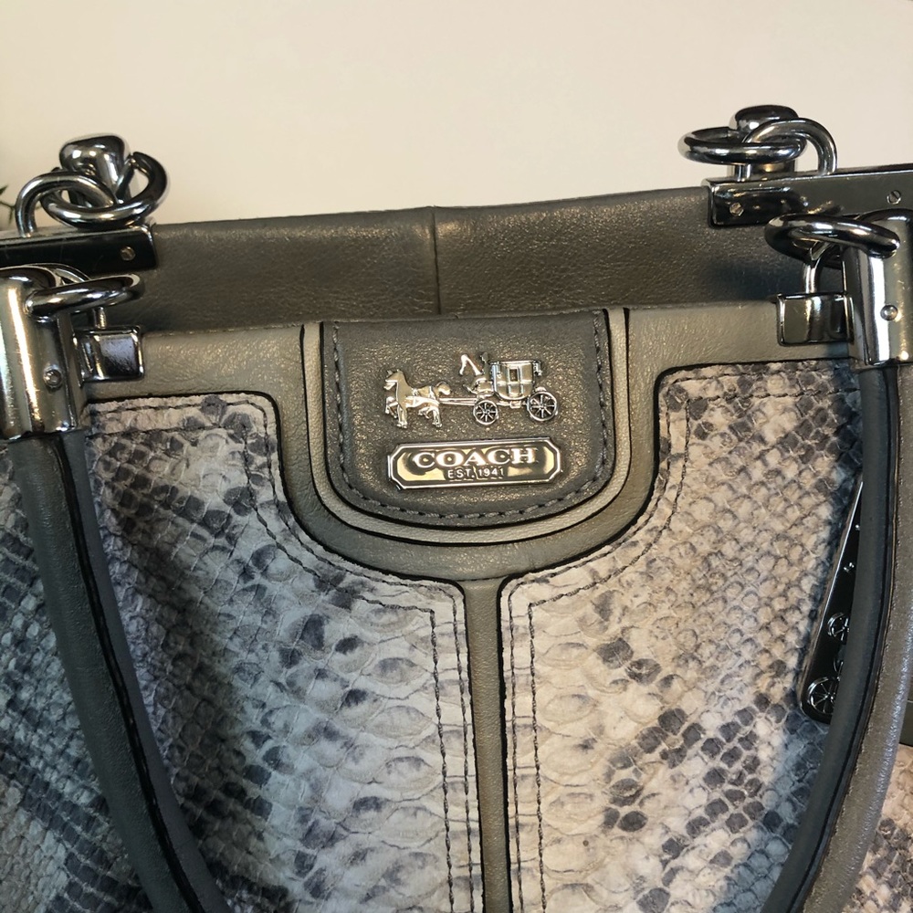 Coach Gray Embossed Python Bag - Picture 3 of 14